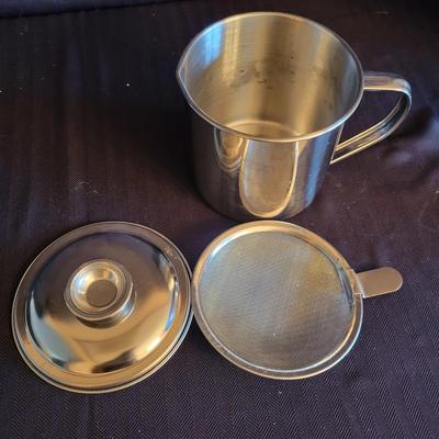 Assorted Kitchen Accessories (K-DW)