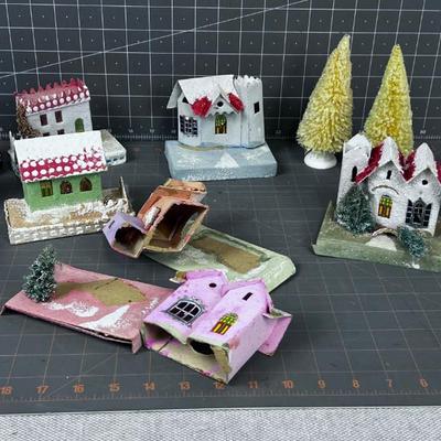 Vintage 1950's PUTZ Village Japan. Glitter Pape Holiday Village