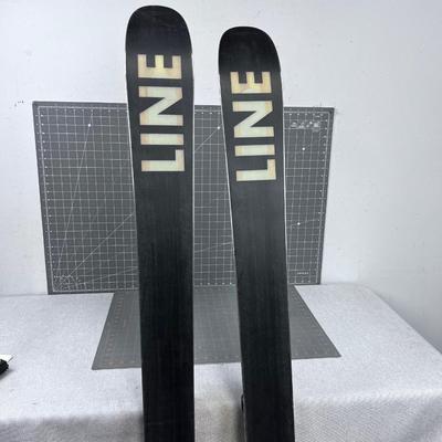 LINE Super Natural Ski's Tyrolia Bindings 172CM 