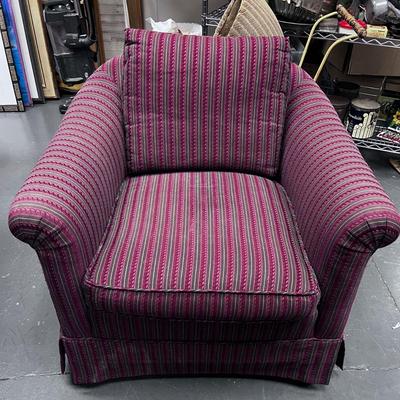 Marron Club Chair 