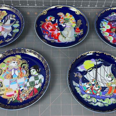 Collection of Rosenthal Studio-line Wall Plates (5) Arabian Knights