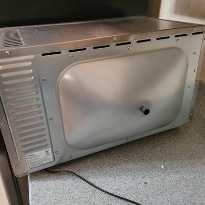 Oster Toaster Oven and a Hamilton Beach Toaster (K-DW)