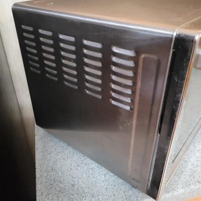 Oster Toaster Oven and a Hamilton Beach Toaster (K-DW)