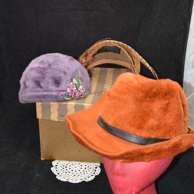 Lot of 3 Vintage Ladies Hats with Joseph Ney's Box