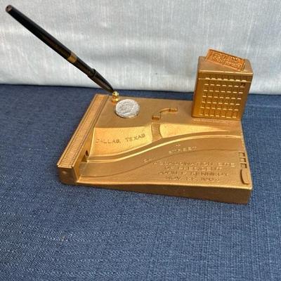 Lot 49, metal, JFK, assassination site desk set