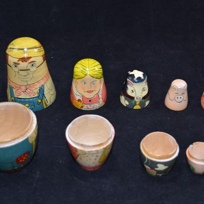 Set of 5 Farmer & Wife Nesting Dolls