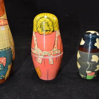 Set of 5 Farmer & Wife Nesting Dolls