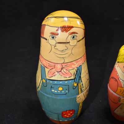 Set of 5 Farmer & Wife Nesting Dolls