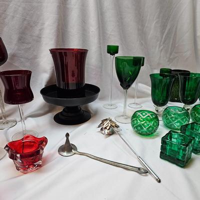 Red & Green Candleholders  (S1-JS)