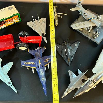 Vintage Metal (+ 2 Plastic) Scale Toy Lot