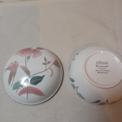 Mikasa Trinket Dish With Lid