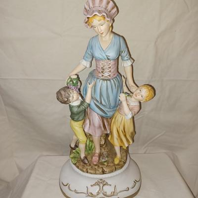 Andrea by Sedak 18" Porcelain Figurine