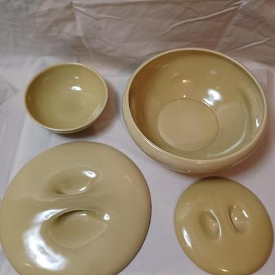 Russel Wright Iriquoise Casual China  Bowls With Lids 1946