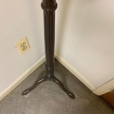 3â€™ High Plant / Bust Stand
