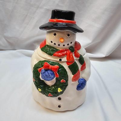 Christmas Cookie Jars & Salt/Pepper Sets (S1-JS)