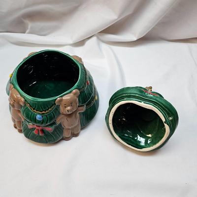 Christmas Cookie Jars & Salt/Pepper Sets (S1-JS)