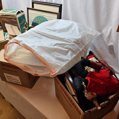 Christmas Home Decor & More  (S1-JS)