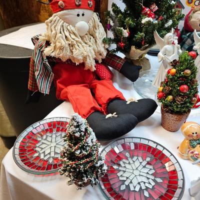 Christmas Home Decor & More  (S1-JS)