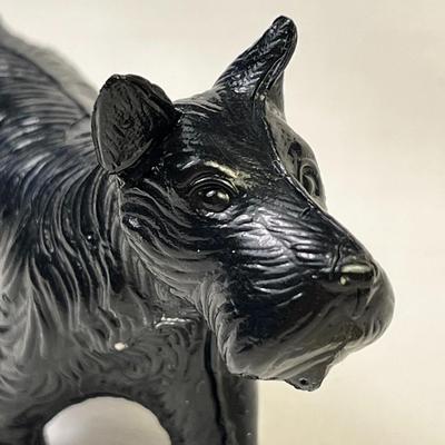 BLACK SCOTTIE DOG FIGURE
