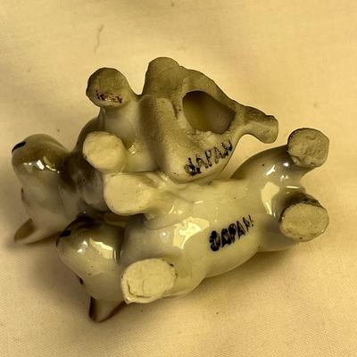 CERAMIC DOGS PAIR FIGURINE MADE IN JAPAN
