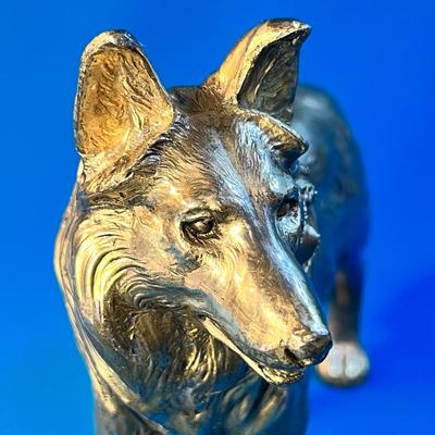 METAL COLLIE DOG FIGURINE
