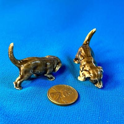 PAIR OF CERAMIC SNIFFING DOGS FIGURINES  MADE IN GERMANY