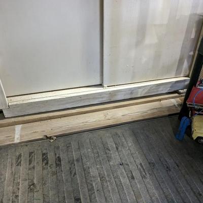 Stable Sliding Door Wardrobe