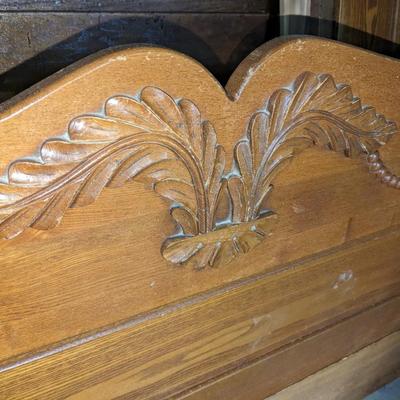 Matches Dresser, Oak Full Size Bed Frame