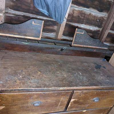 Gorgeous Vintage Chest of Drawers