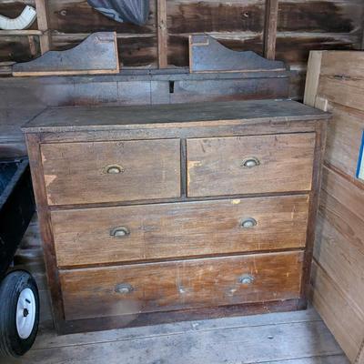 Gorgeous Vintage Chest of Drawers
