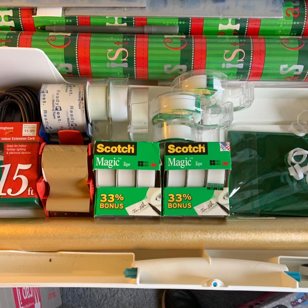 LOT58G Snapware Portable Gift Wrap and Crafting Table with Storage Loaded with Tape, Ribbon