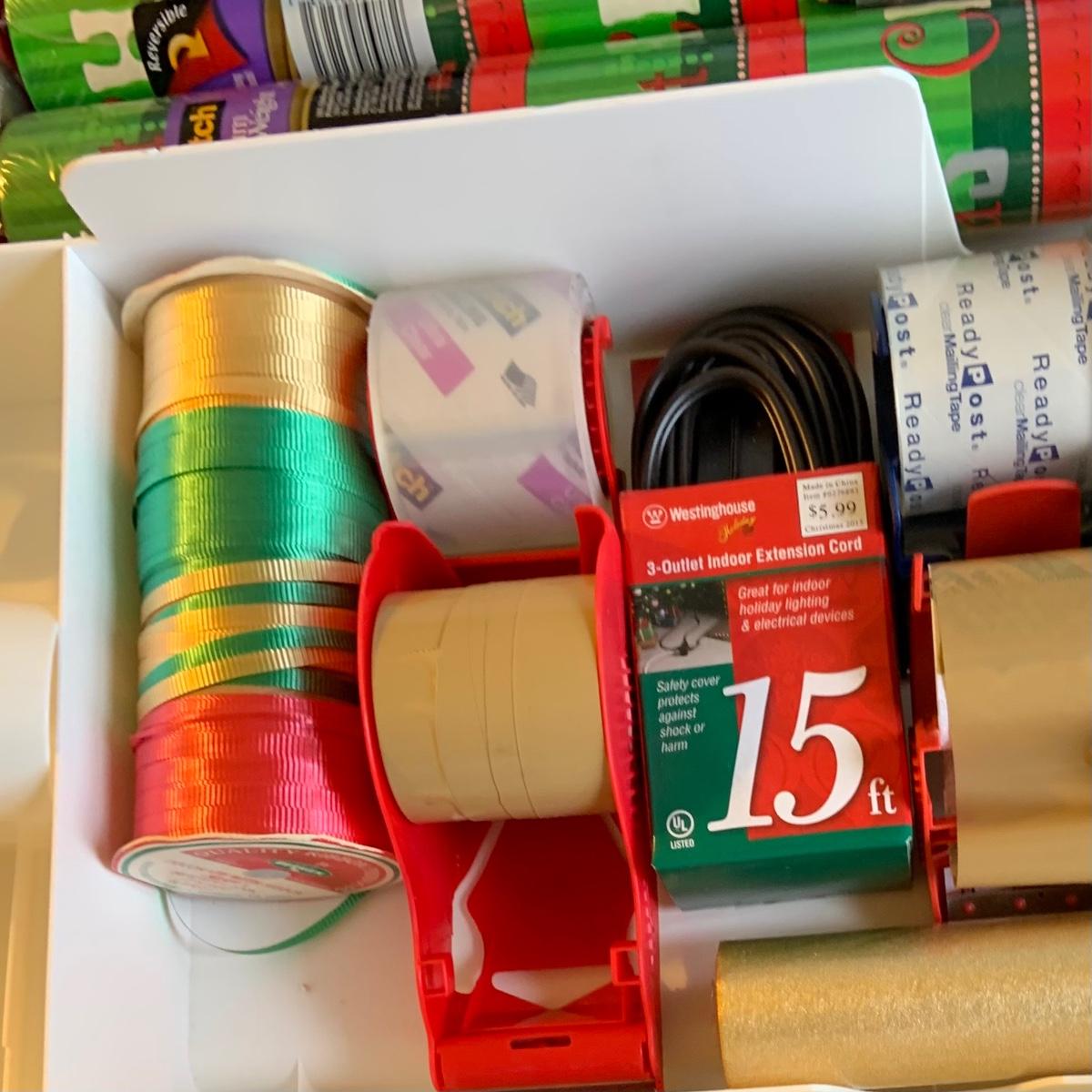 LOT58G Snapware Portable Gift Wrap and Crafting Table with Storage Loaded with Tape, Ribbon