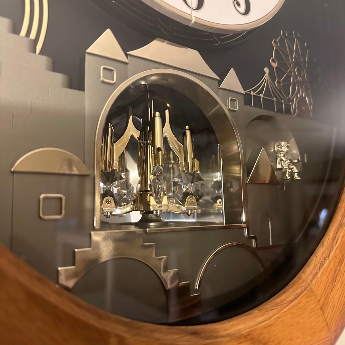 LOT 74N Small World Rhythm Joyful Timecracker Oak Musical Clock