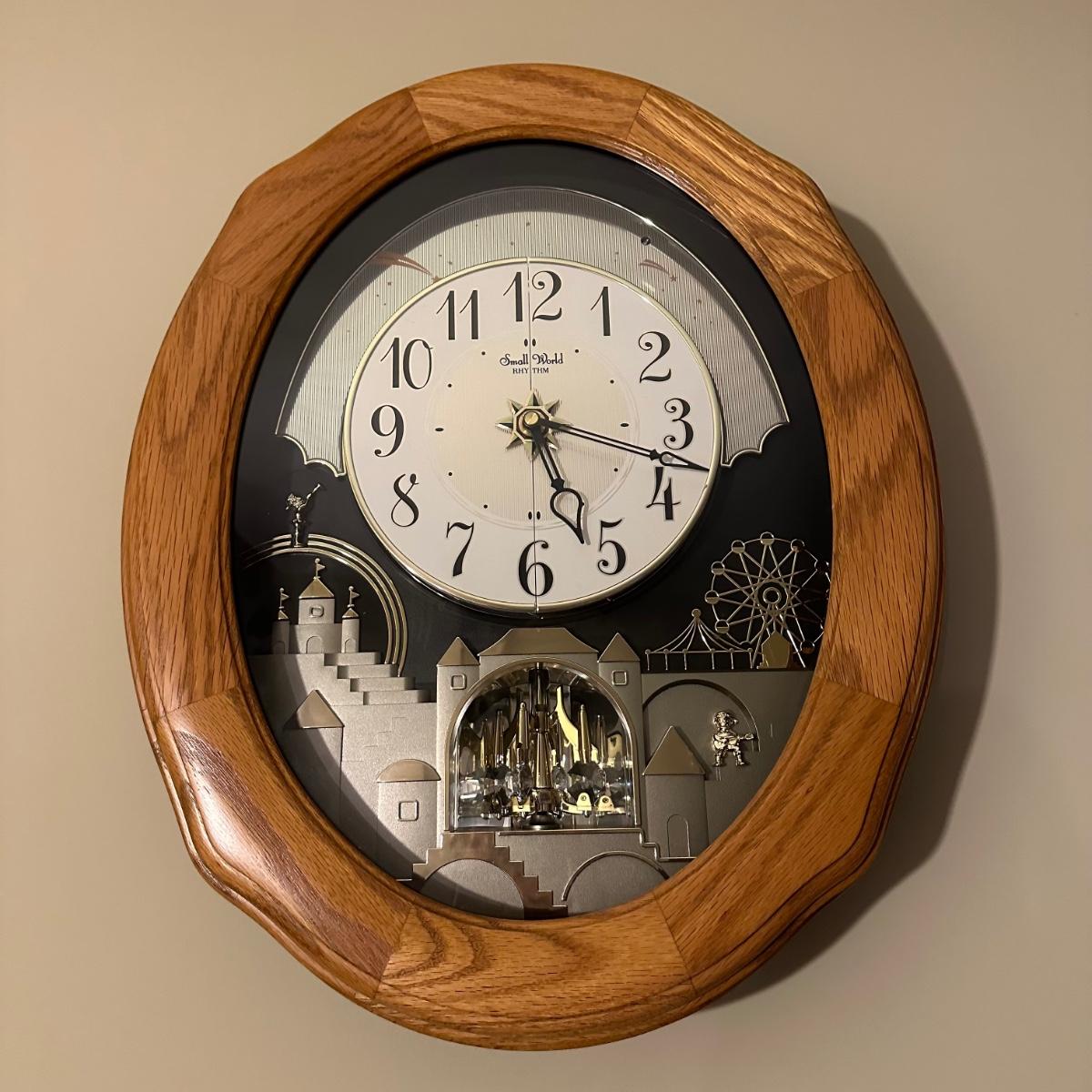 LOT 74N Small World Rhythm Joyful Timecracker Oak Musical Clock