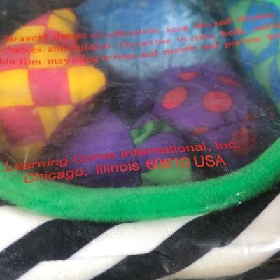 LOT 44L: Toddler Collection - Learning Toys, NIP Talking Cat in the Hat, Noah's Ark Set & More