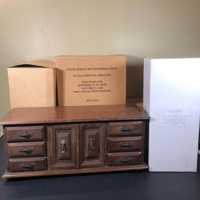 LOT 62L: Vintage Jewelry Box & Packaged Avon Jewelry Boxes - 1996 Time Keeper, 2002 Country, Curio Cabinet & 1999 Jewelry Armoire