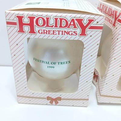 Holiday Greetings two matching festival of Trees ornaments 1999