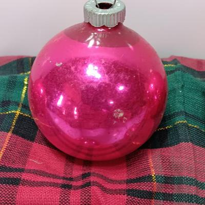 Six vintage hot pink glass Christmas Ornaments - Shiny Brite - Made in USA