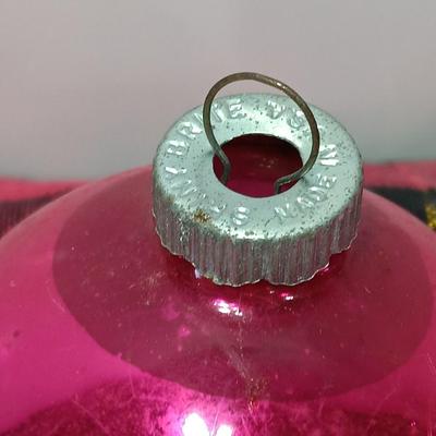 Six vintage hot pink glass Christmas Ornaments - Shiny Brite - Made in USA