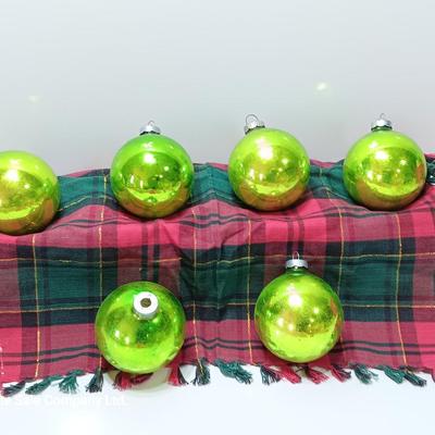 Vintage glass ornaments Bright green - Rouch -