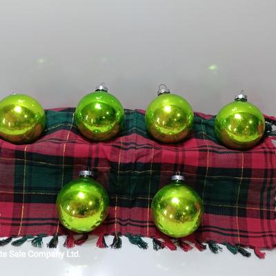 Vintage glass ornaments Bright green - Rouch -