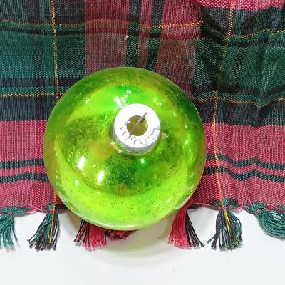 Vintage glass ornaments Bright green - Rouch -