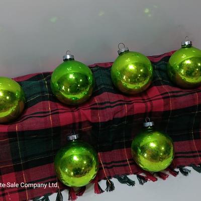 Vintage glass ornaments Bright green - Rouch -