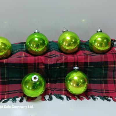 Vintage glass ornaments Bright green - Rouch -