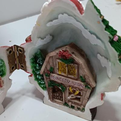 New Trim a home potpourri candle garden and Santa with inside display