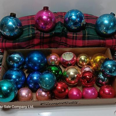 Lots of glass ornaments - Shiny Brite - Made in USA for crafting - missing tops or have paint loss