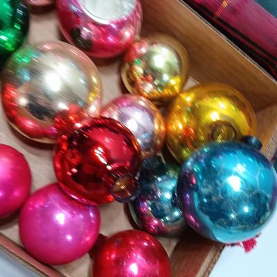 Lots of glass ornaments - Shiny Brite - Made in USA for crafting - missing tops or have paint loss