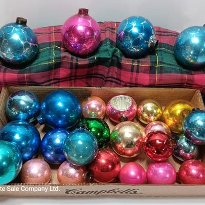 Lots of glass ornaments - Shiny Brite - Made in USA for crafting - missing tops or have paint loss