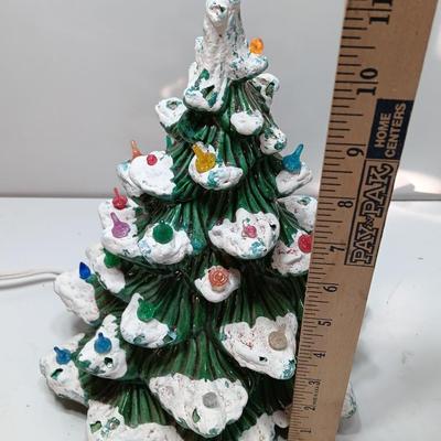 Working Vintage flocked 1966 ceramic tree 11"