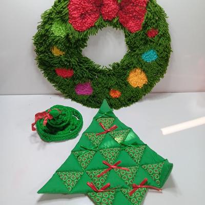 Vintage hook rug wreath and quilt tree decorations with macramÃ© bell